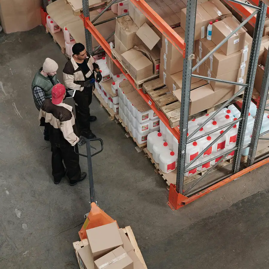 تأجير الموظفين